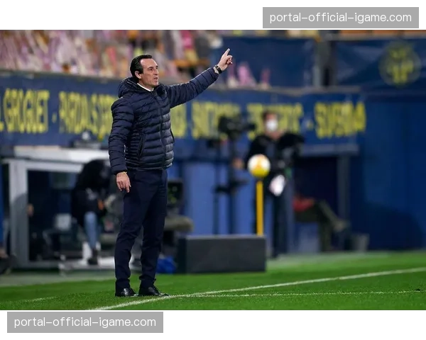 专访：维拉主帅埃梅里谈球队风格转变：‘我们要求更快的节奏’