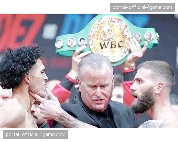 贝纳维德兹三回合KO前拳王普朗特，巩固强制挑战者地位